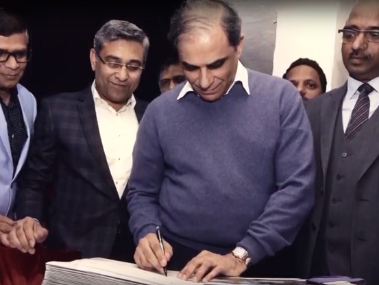 Launching of Dorby Mica 1MM Catalogue by Architect Hafeez Contractor (2018)